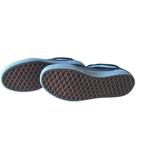 Vans Kids Black and White Low-Top Sneakers - Picture 9 of 9